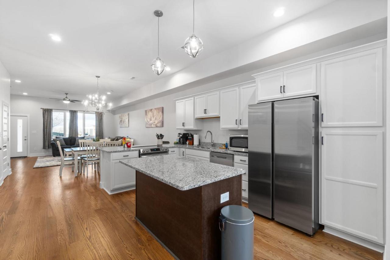 Rebecca'S Downtown Luxury Living Villa Clarksville Dış mekan fotoğraf
